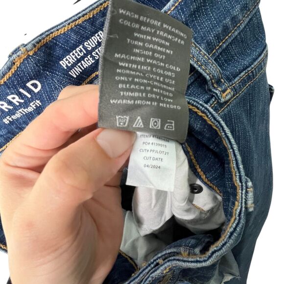 Torrid Perfect Super Flare Vintage Stretch Jeans Sz 16T Distressed Blue Jeans - Picture 11 of 15